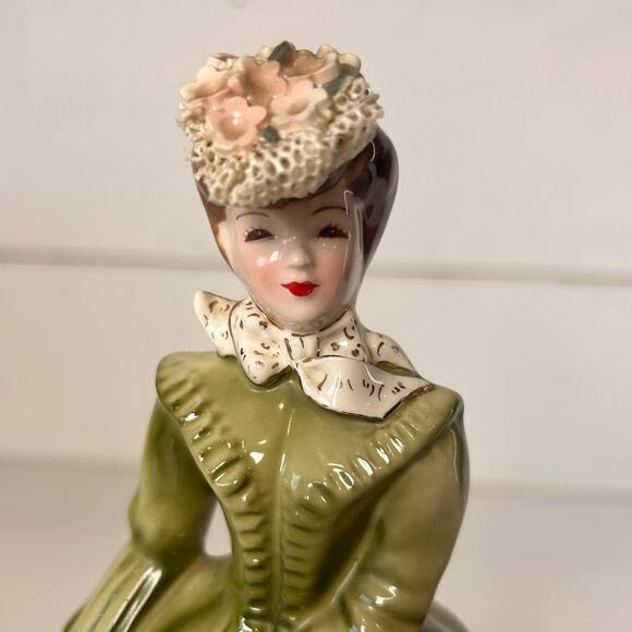 Vintage Florence Ceramics of Pasadena CA Semi Porcelain Sarah Figurine 7.5" tall - Picture 2 of 7